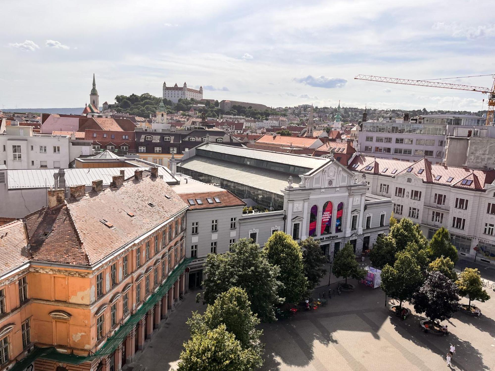 Flat With Nicest Wiew In Old Town - 3 Bedrooms, Ac Братислава Екстериор снимка